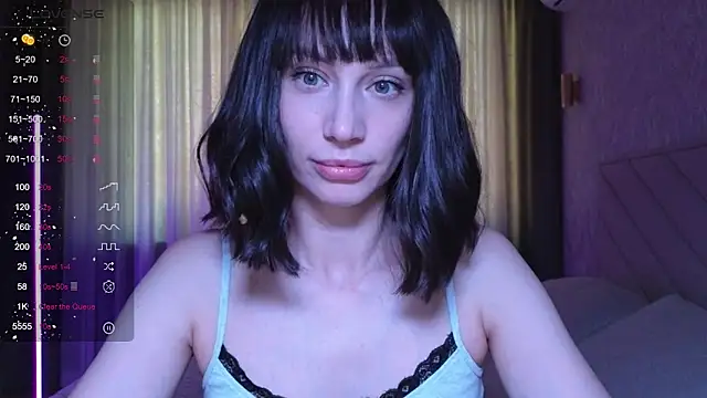 Alice Wonders online show from 12, 11, 2025