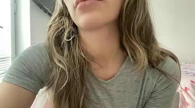 Lillymariee online show from 5, 2, 2025