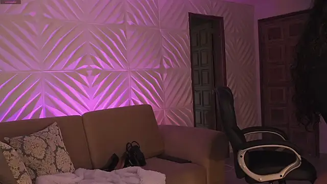 RoseFerrera online show from 23, 9, 2025