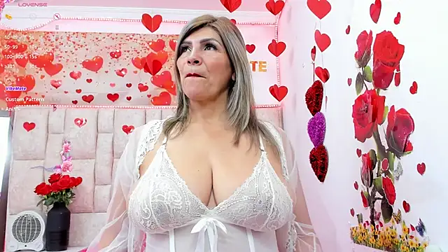 Celeste Lincon online show from 28, 2, 2026