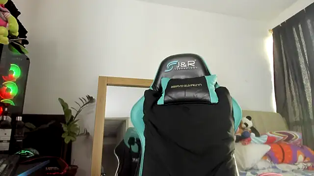 Hot Brunette34 online show from 17, 3, 2025