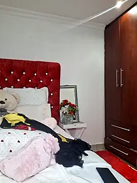 BoobQueenxx online show from 15, 6, 2026