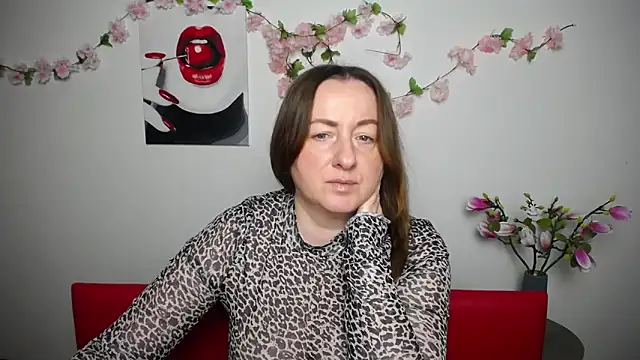 Abby Taylorr online show from 11, 11, 2025