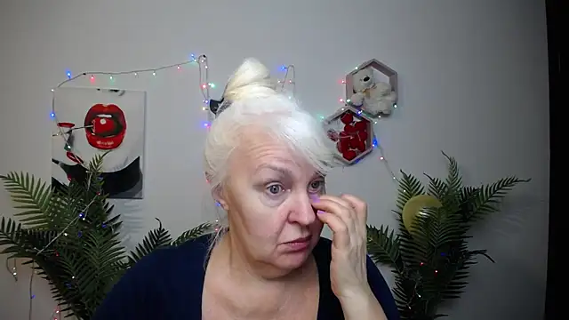 BlondyLeeBest online show from 2, 3, 2026