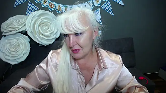 BlondyLeeBest online show from 3, 10, 2025