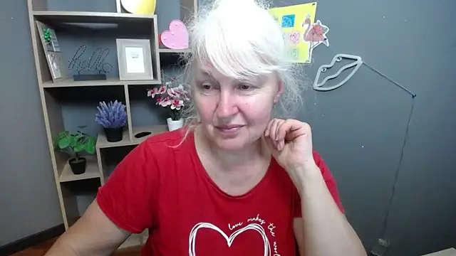 Snapshot of BlondyLeeBest chatting on 12, 5, 2026 BlondyLeeBest online show from 12, 5, 2026
