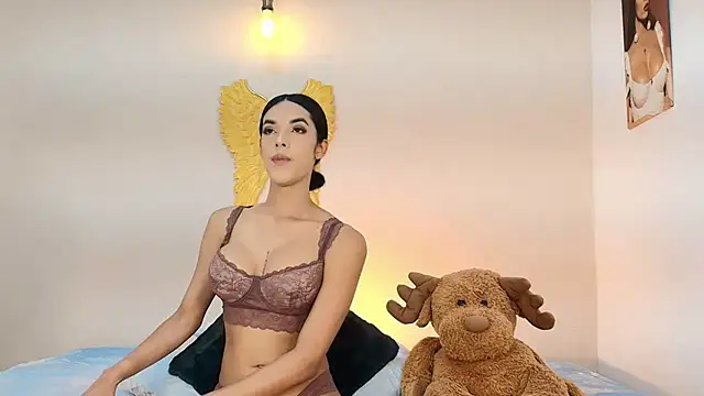 salome Collins 1 online show from 16, 4, 2026