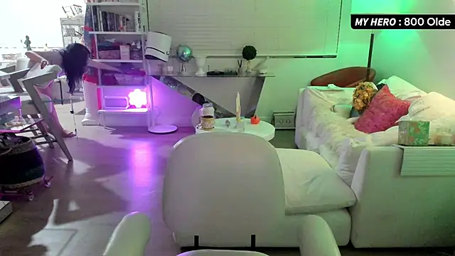 Vesaaa online show from 8, 10, 2025