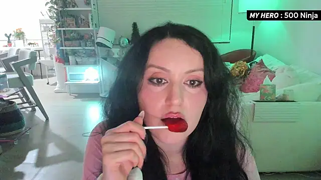 Vesaaa online show from 25, 10, 2025