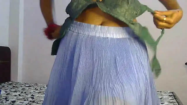 Snapshot of Indian-Squirt chatting on 9, 10, 2025 Indian-Squirt online show from 9, 10, 2025