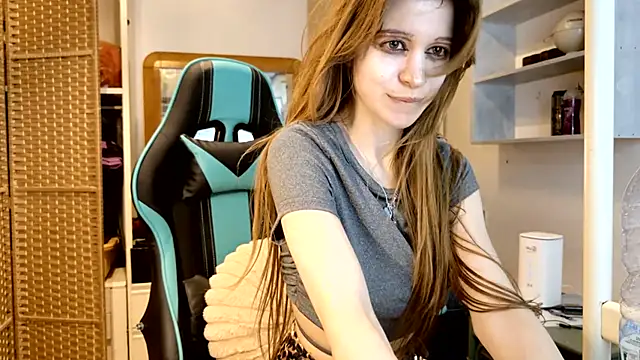 Snapshot of Miaelis chatting on 8, 7, 2026 Miaelis online show from 8, 7, 2026