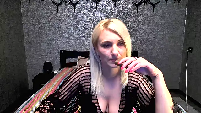 Snapshot of annagreeneyess chatting on 30, 5, 2026 annagreeneyess online show from 30, 5, 2026