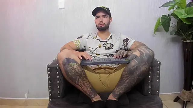 Snapshot of matteosantos chatting on 16, 3, 2025 matteosantos online show from 16, 3, 2025