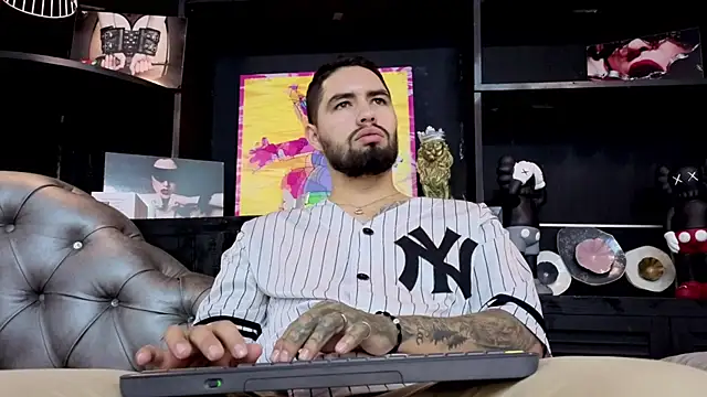 Snapshot of matteosantos chatting on 27, 9, 2025 matteosantos online show from 27, 9, 2025