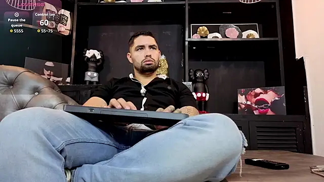 Snapshot of matteosantos chatting on 10, 11, 2025 matteosantos online show from 10, 11, 2025