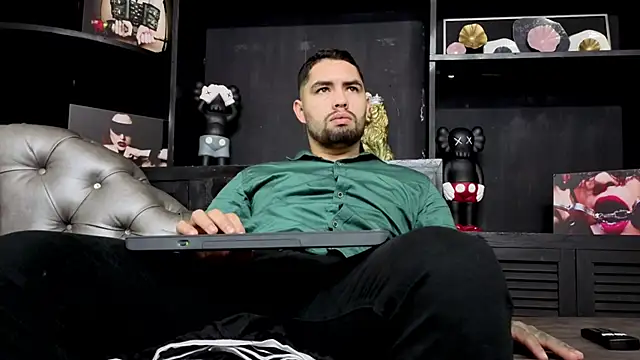 Snapshot of matteosantos chatting on 9, 11, 2025 matteosantos online show from 9, 11, 2025