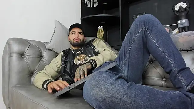 Snapshot of matteosantos chatting on 18, 3, 2025 matteosantos online show from 18, 3, 2025