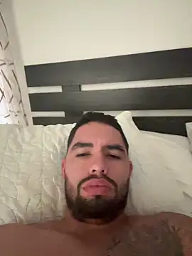 Snapshot of matteosantos chatting on 19, 11, 2025 matteosantos online show from 19, 11, 2025