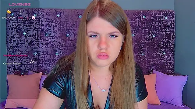 NoraBigAss online show from 4, 3, 2025