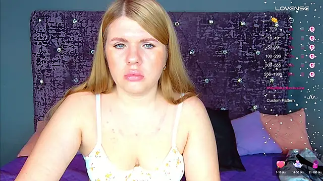 NoraBigAss online show from 12, 11, 2025