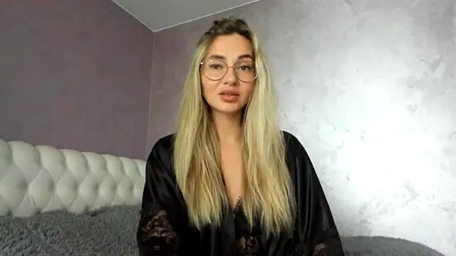  DarkRose  online show from 28, 9, 2025