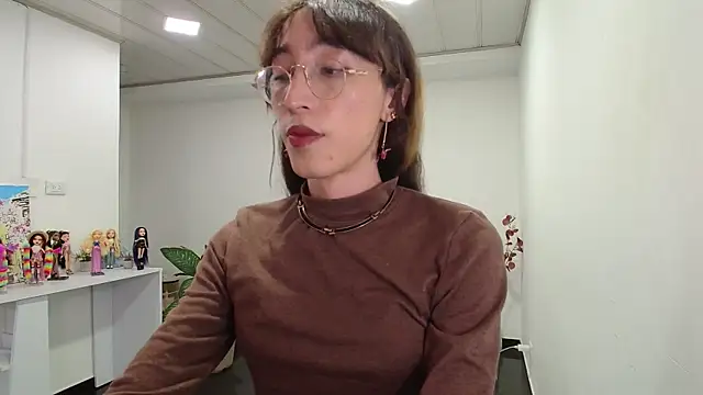 NicoleCortez online show from 12, 3, 2025