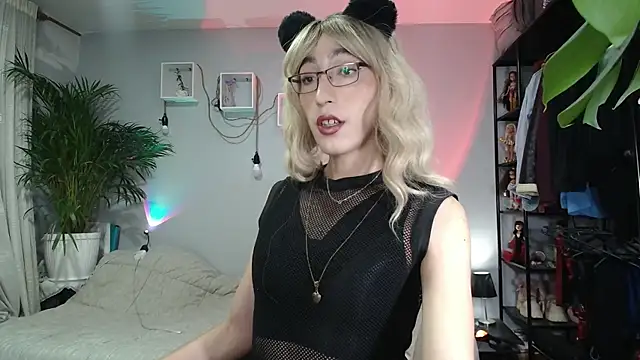 NicoleCortez online show from 4, 10, 2025