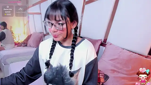 lucyycy online show from 1, 12, 2025