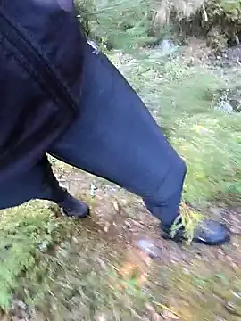 Papiercedbisex online show from 8, 4, 2026