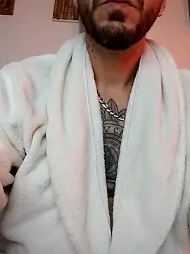 Snapshot of LoGaNfree88 chatting on 6, 11, 2025 LoGaNfree88 online show from 6, 11, 2025