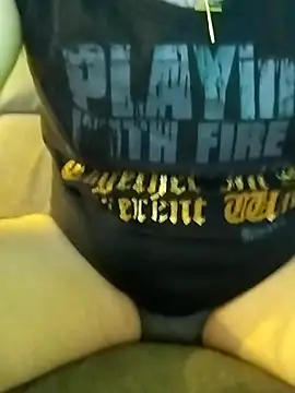 Snapshot of LoGaNfree88 chatting on 19, 9, 2025 LoGaNfree88 online show from 19, 9, 2025