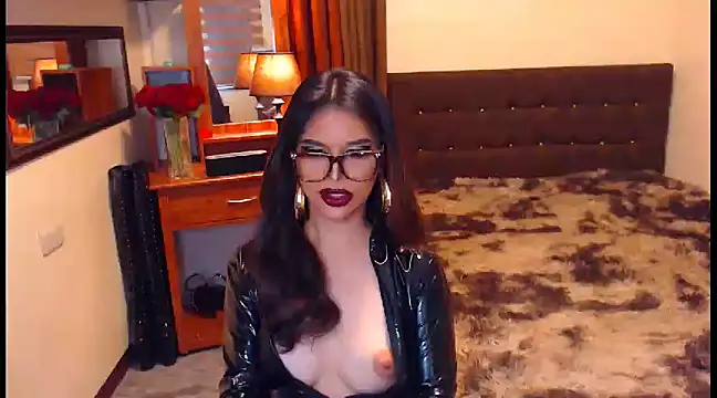 Snapshot of EXTREMELYDOM chatting on 10, 3, 2025 EXTREMELYDOM online show from 10, 3, 2025