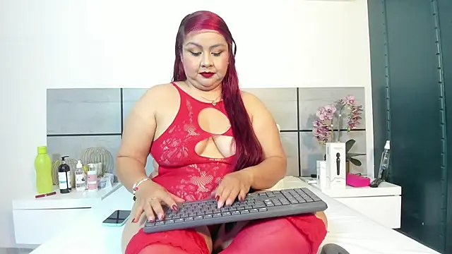 EmmaSmith2 online show from 15, 4, 2026