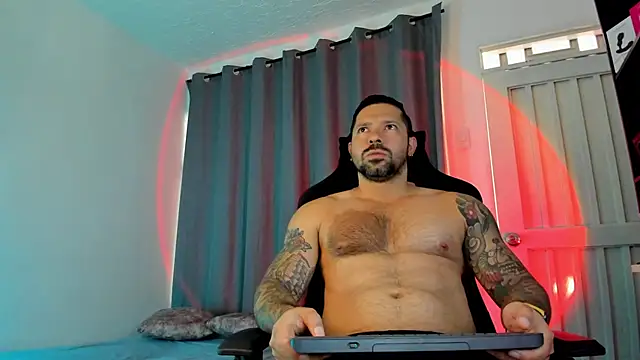 Pierre Vidal online show from 28, 9, 2025