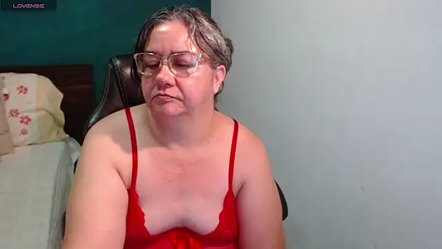 Snapshot of scaelettdubois chatting on 9, 7, 2026 scaelettdubois online show from 9, 7, 2026