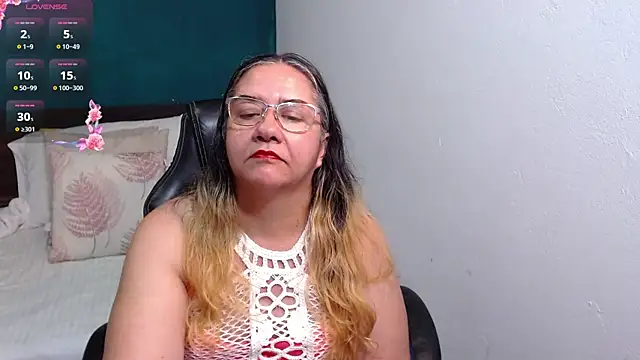 scaelettdubois online show from 19, 10, 2025