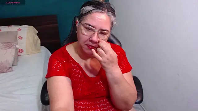 scaelettdubois online show from 8, 3, 2026