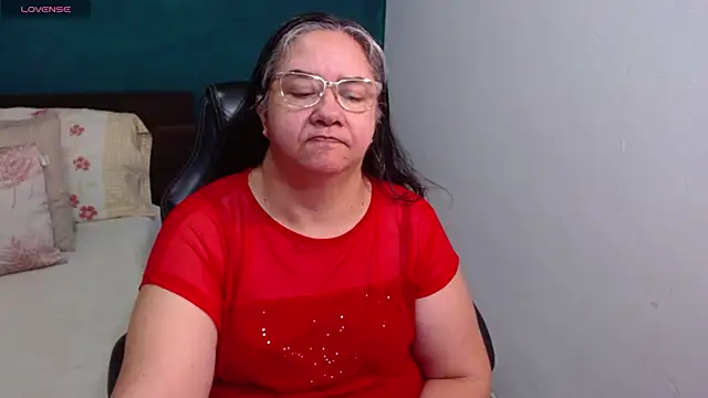 Snapshot of scaelettdubois chatting on 14, 6, 2026 scaelettdubois online show from 14, 6, 2026