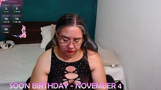 scaelettdubois online show from 3, 11, 2025