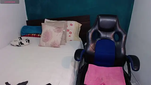 scaelettdubois online show from 27, 3, 2026