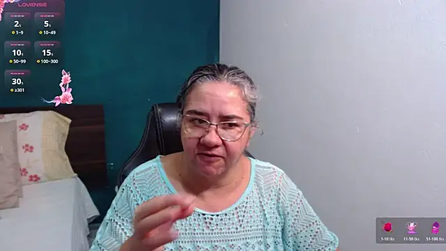 Snapshot of scaelettdubois chatting on 22, 2, 2026 scaelettdubois online show from 22, 2, 2026