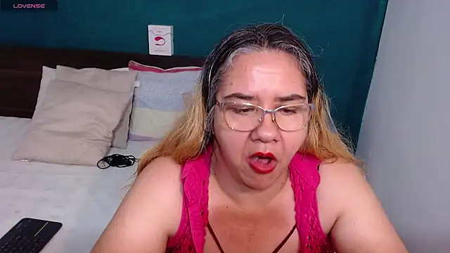 scaelettdubois online show from 25, 2, 2025