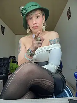 sexymarilyncolombia online show from 25, 6, 2026