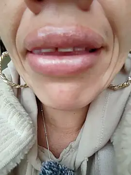 sexymarilyncolombia online show from 15, 6, 2026