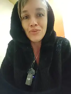 sexymarilyncolombia online show from 14, 7, 2026