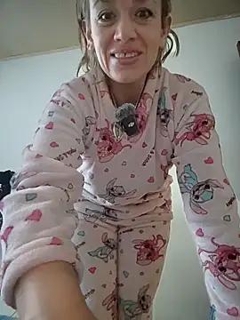 sexymarilyncolombia online show from 15, 2, 2026