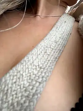 sexymarilyncolombia online show from 7, 2, 2026