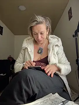 sexymarilyncolombia online show from 8, 3, 2026