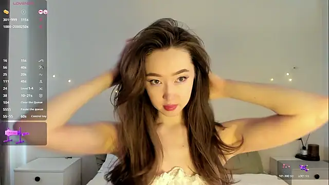  luna 022 online show from 7, 11, 2025