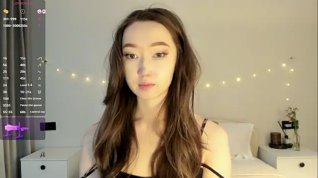  luna 022 online show from 28, 10, 2025